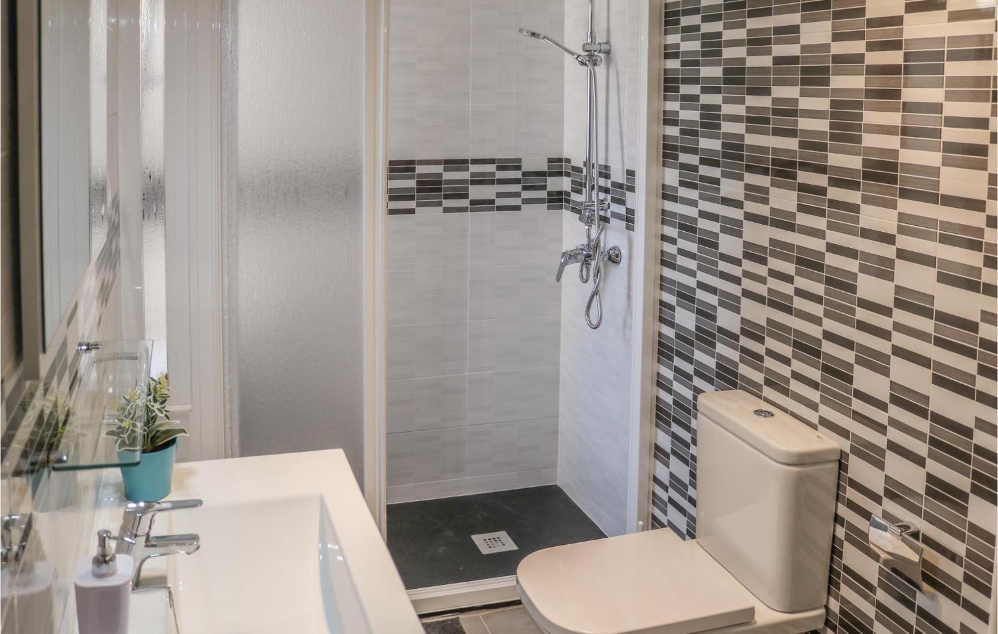 Apartament 4 Bedroom Stunning In Malaga