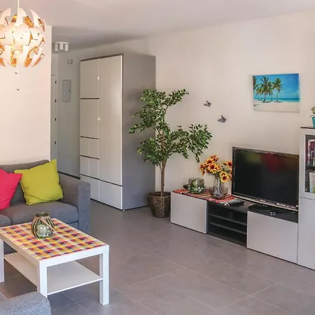 4 Bedroom Stunning Apartment In Málaga Exterior foto